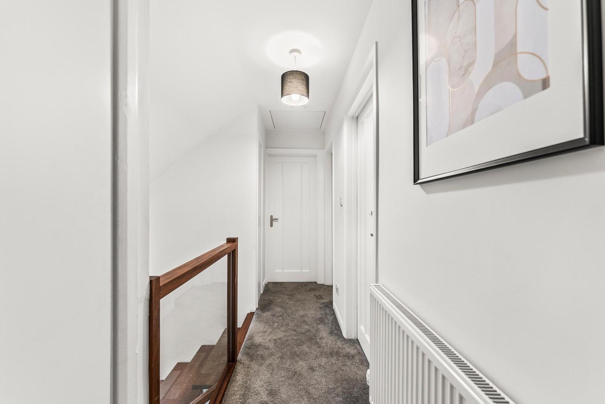 Elegant Retreat In Cheltenham - Garden & Parking Included Extérieur photo