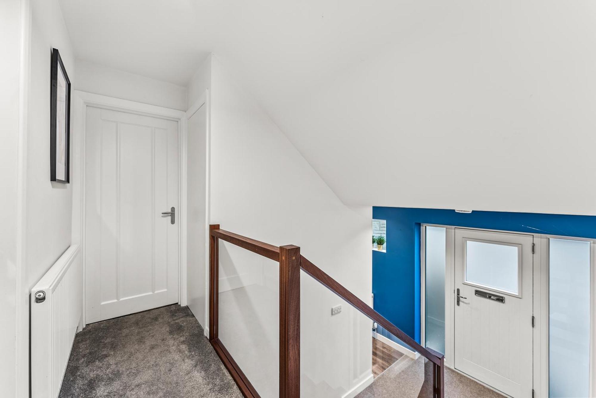Elegant Retreat In Cheltenham - Garden & Parking Included Extérieur photo